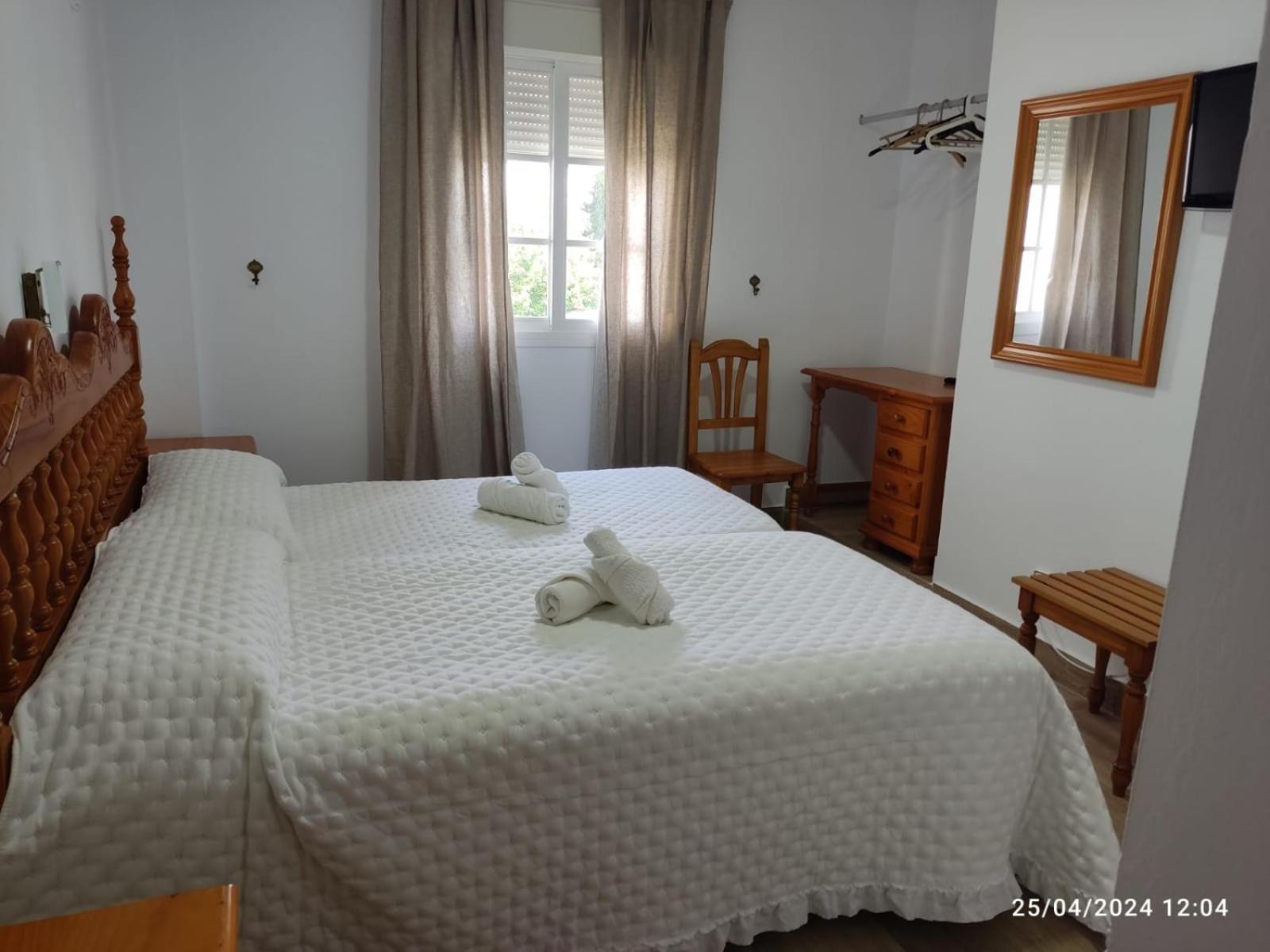 Hostal Quinto Pino Чипиона Экстерьер фото