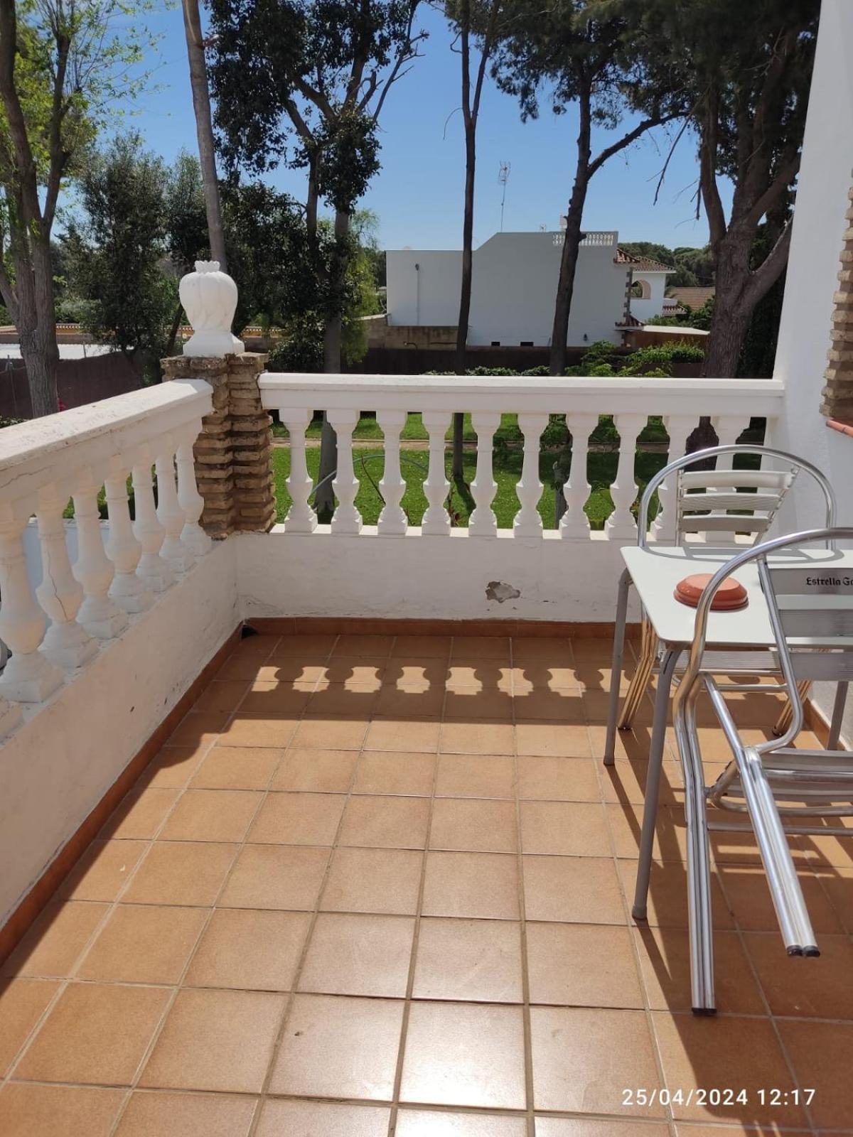 Hostal Quinto Pino Чипиона Экстерьер фото