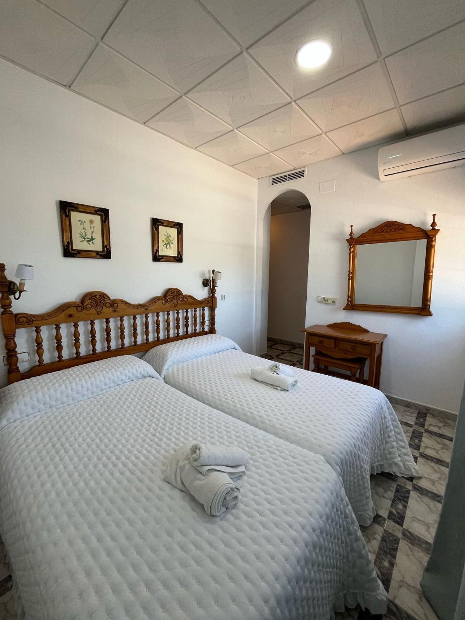 Hostal Quinto Pino Чипиона Экстерьер фото