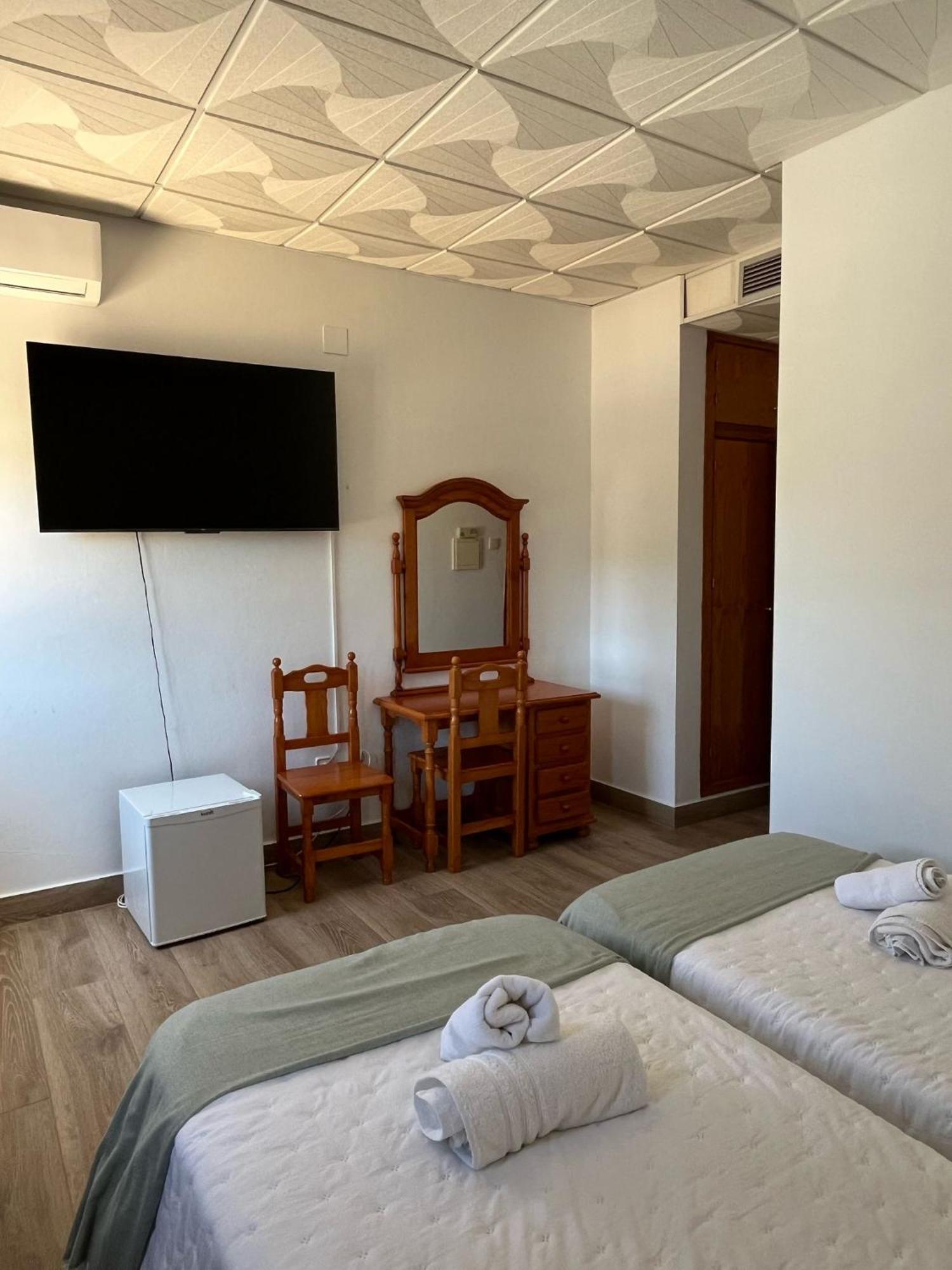 Hostal Quinto Pino Чипиона Экстерьер фото