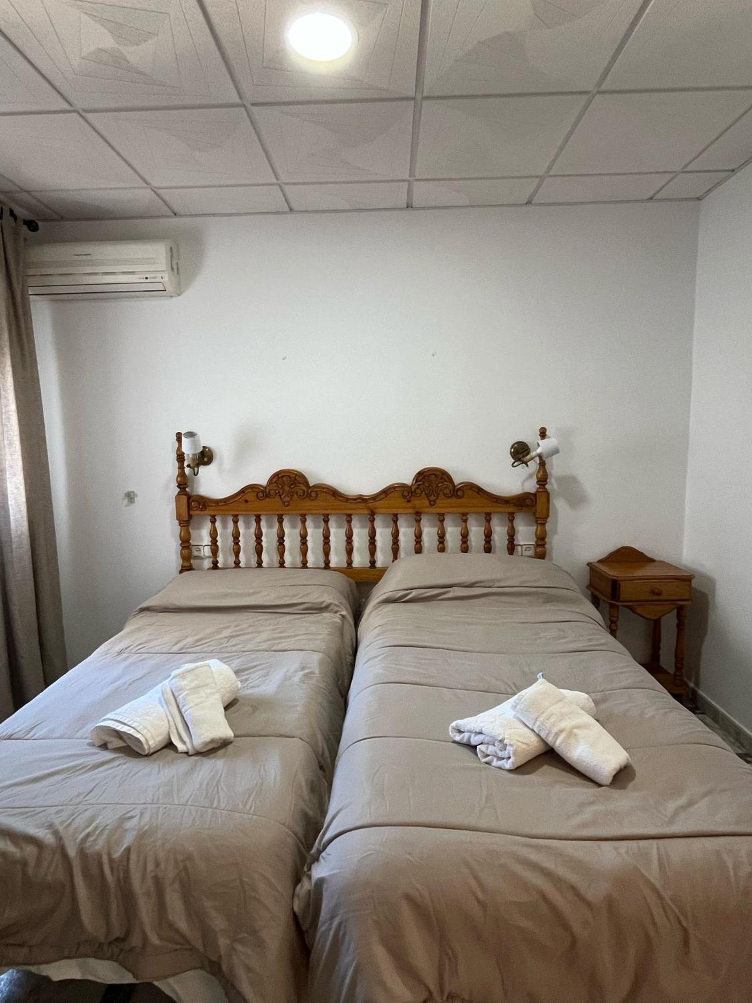 Hostal Quinto Pino Чипиона Экстерьер фото